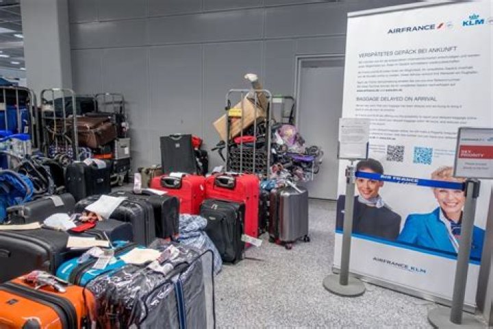 american airlines delayed baggage
