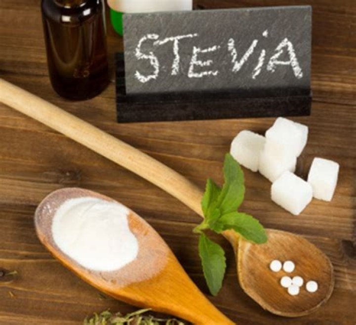 Can I substitute liquid stevia for powdered stevia? check this out | stevia powder vs liquid