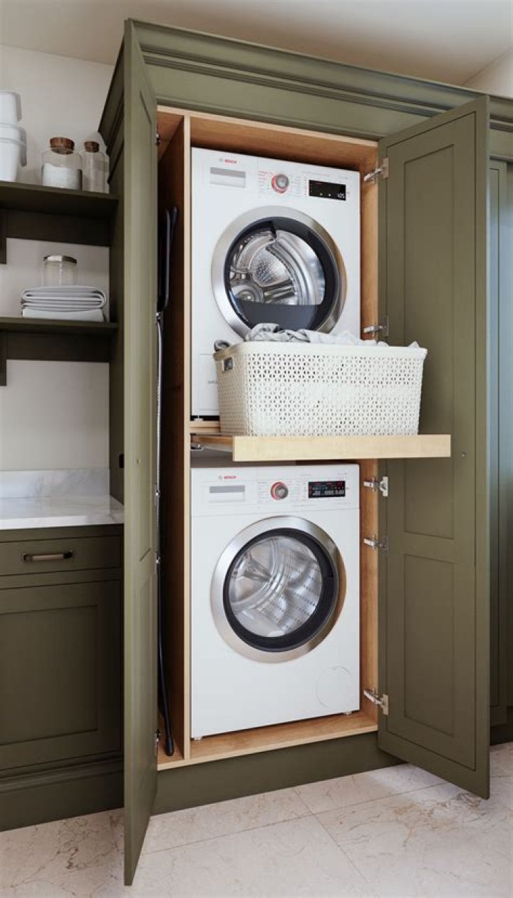 can you put a hat in the washer
