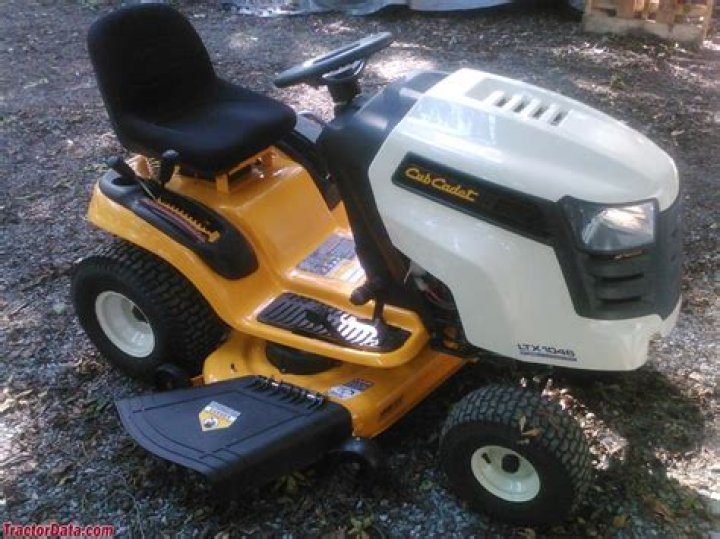 cub cadet ltx 1046