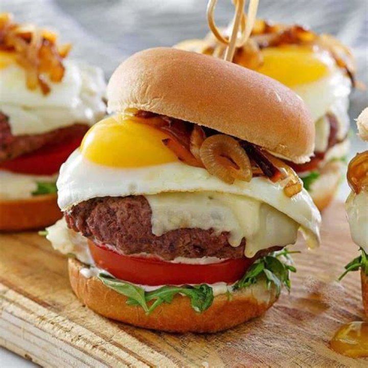hamburger with egg