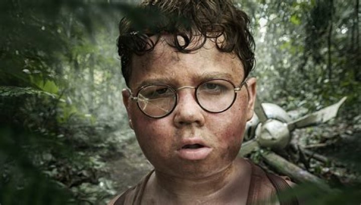 how does piggy die in lord of the flies