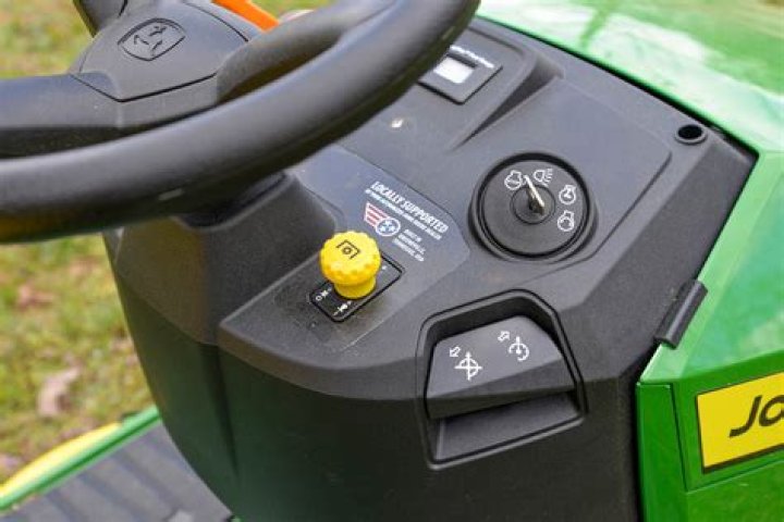 john deere s130 review