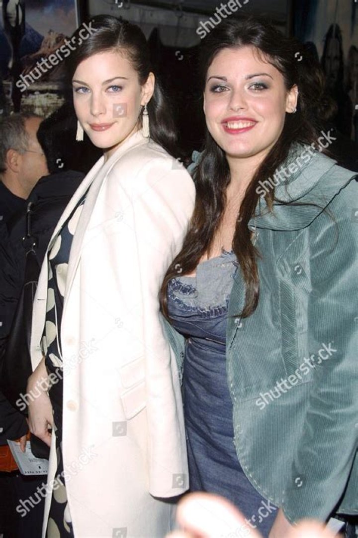 liv tyler sister