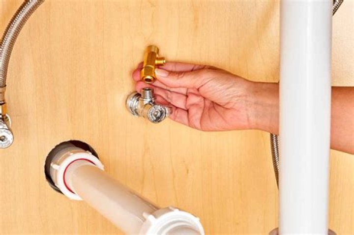 refrigerator water line shut off valve