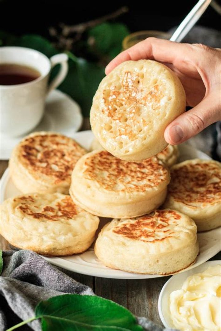 what’s a crumpet