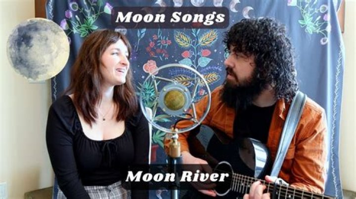 who wrote moon river